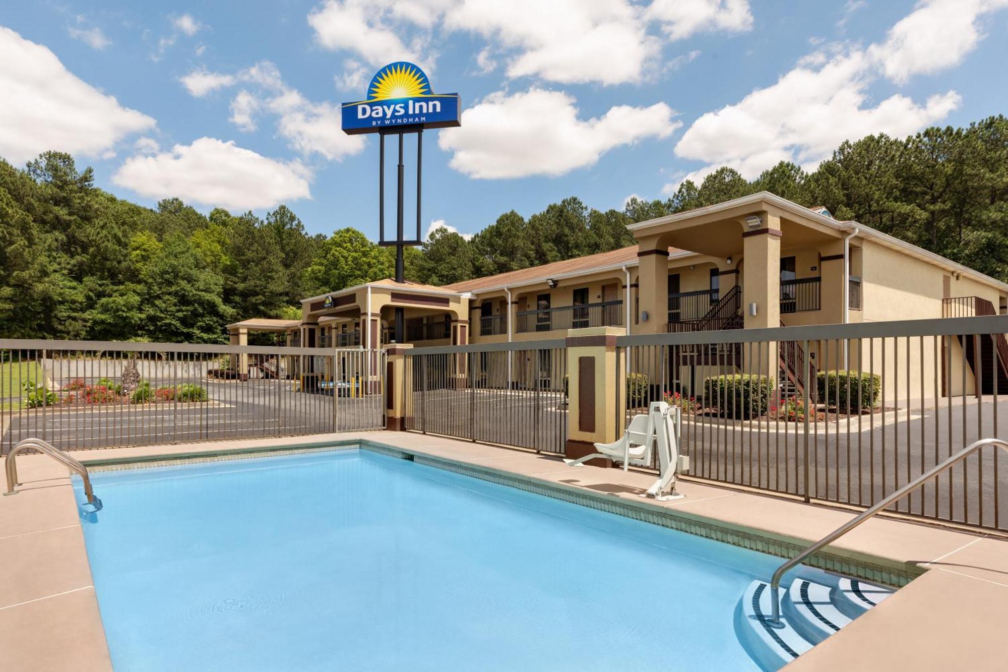 Days Inn By Wyndham Covington Extérieur photo